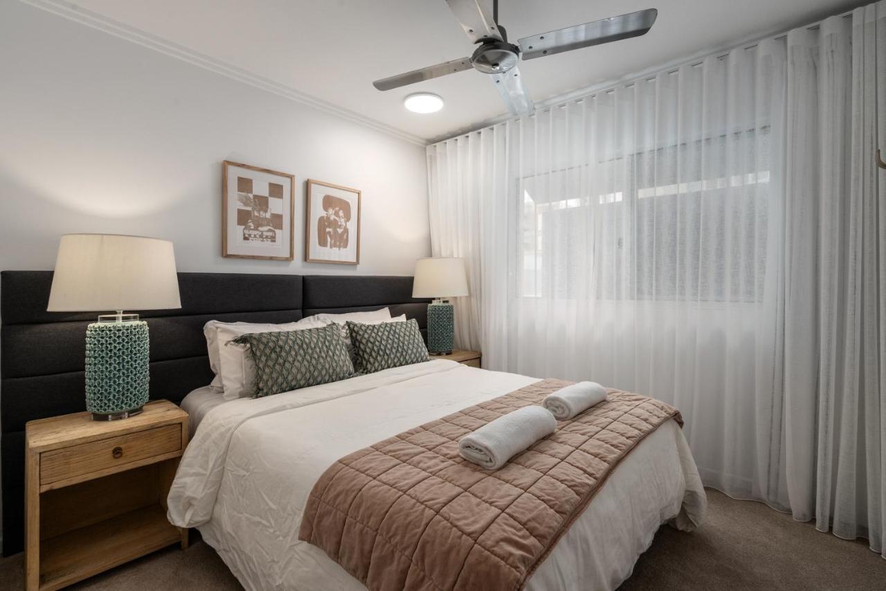 Rolling Surf Resort Caloundra Exteriör bild