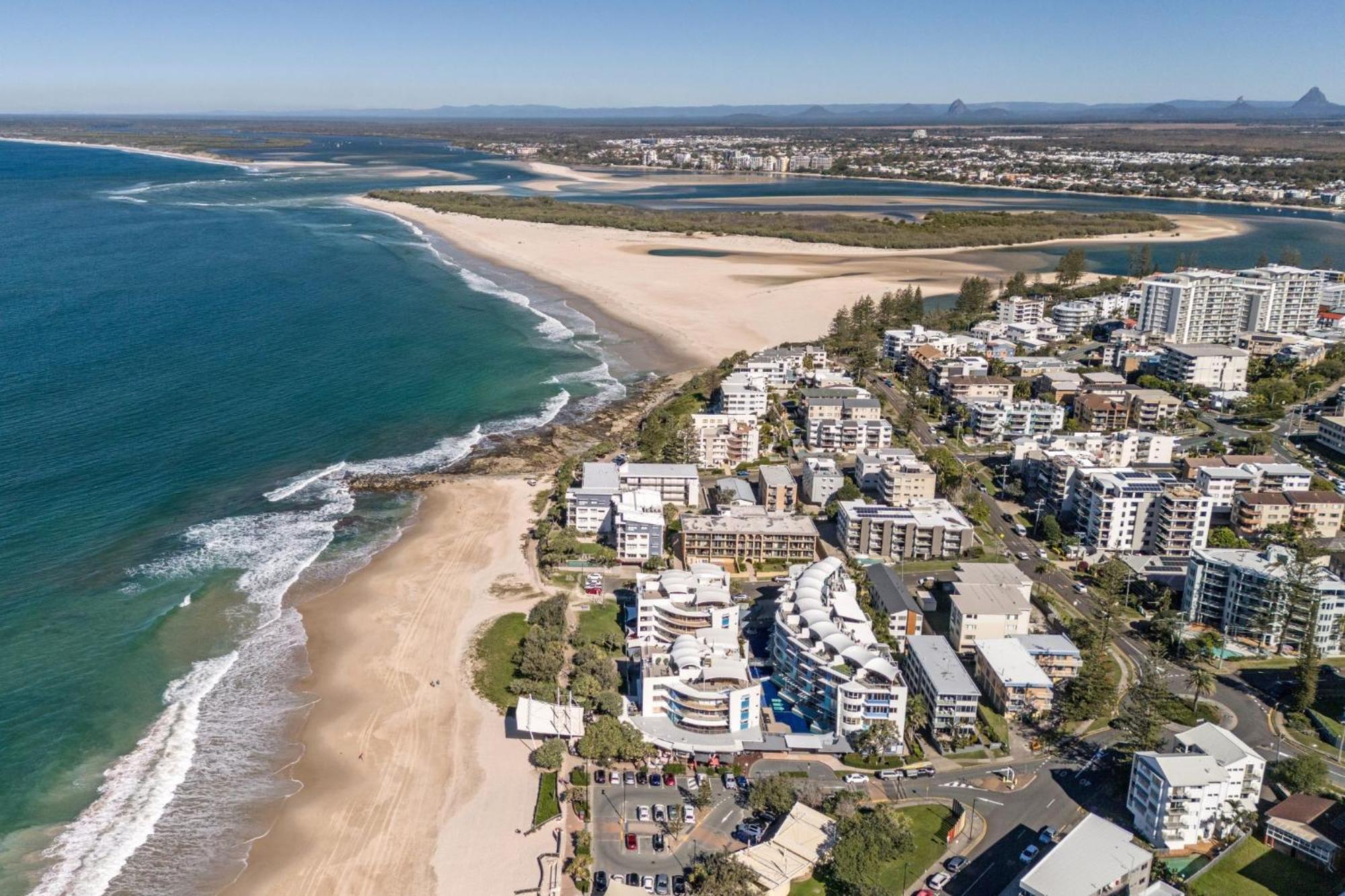 Rolling Surf Resort Caloundra Exteriör bild